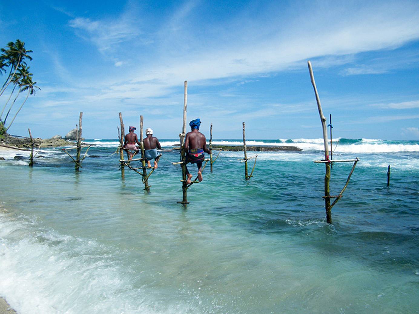 Colonial cobblestone streets and boutique cafes in Galle Fort